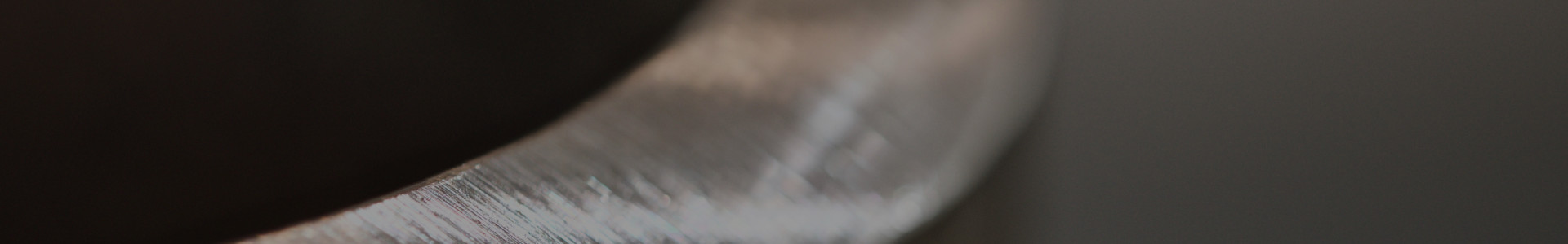 下層ページタイトルヘッダー